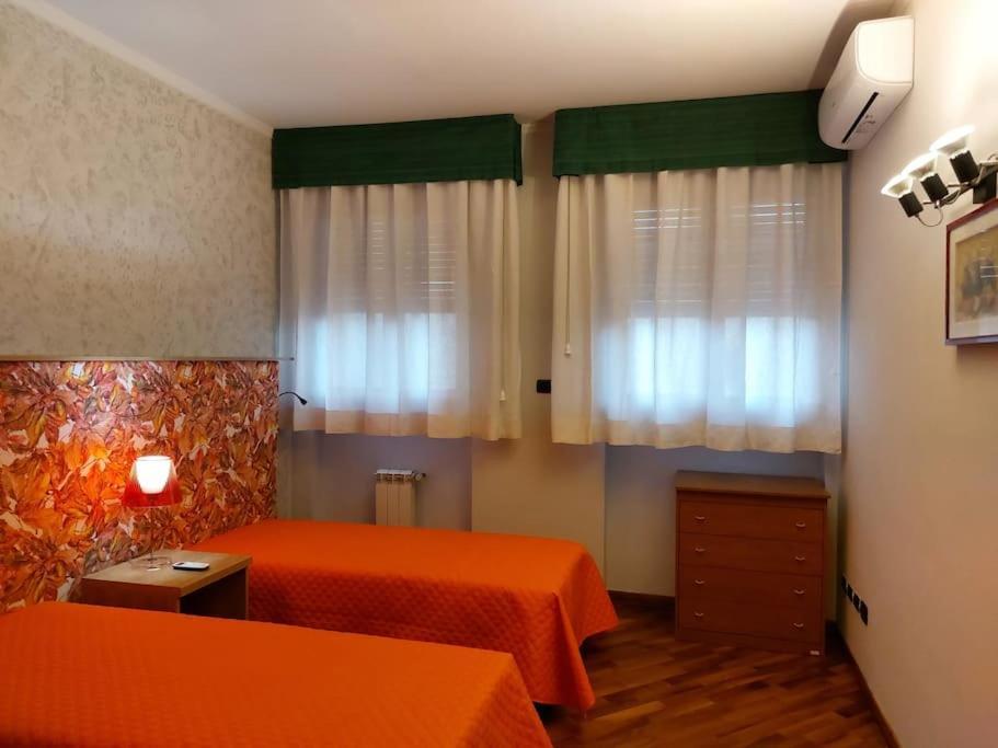 Lungarno 32 With Private Parking Lejlighed Firenze Eksteriør billede